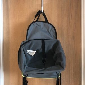 Animal Planet PETS car seat